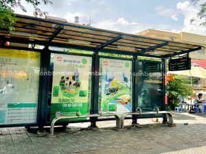 Tấm Poly đặc 5mm màu trà làm mái che trạm xe Bus