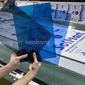 Tấm polycarbonate SolMart chính hãng tại nhà máy Sơn Băng