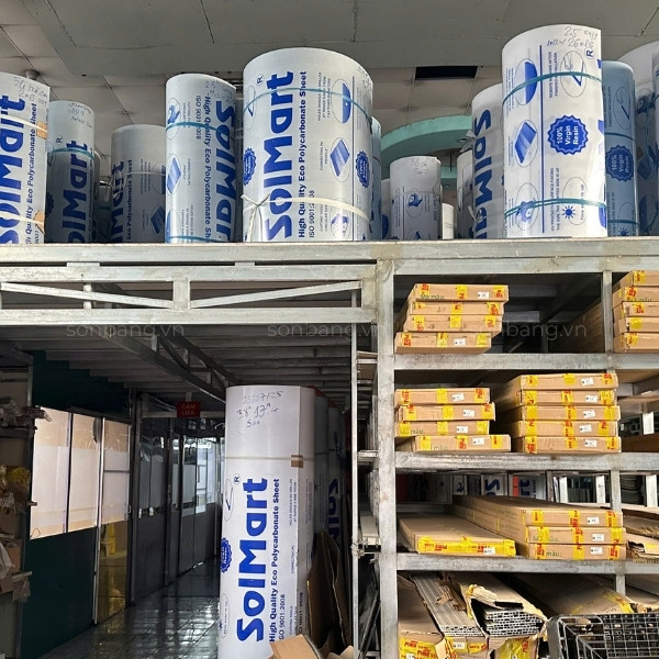 tam Poly 6mm 4 Sơn Băng nhà sản xuất tấm Poly SolMart uy tín và chất lượng
