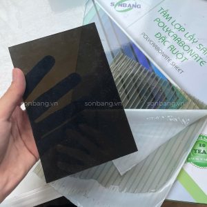 Tấm Poly đặc 3mm màu trà chóng UV và chống cháy