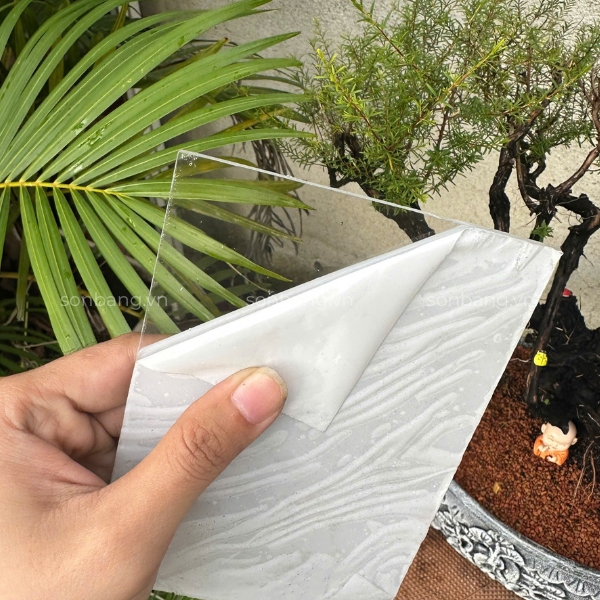 Tấm Polycarbonate 3mm trong suốt 
