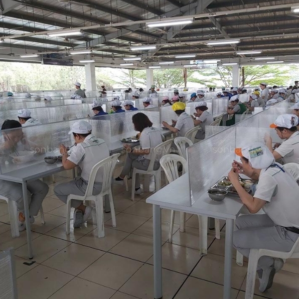 tấm Polycarbonate đặc 8mm được ứng dụng làm vách ngăn