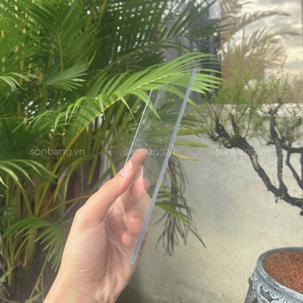tam polycarbonate 1.5mm 19 Mô phỏng độ dày của tấm Polycarbonate đặc 3.8mm