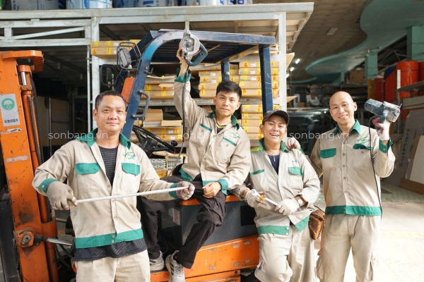 Cong trinh mai che Poly Ban kinh te Tay Ninh 7 Đội ngũ nhân viên kho tại Sơn Băng