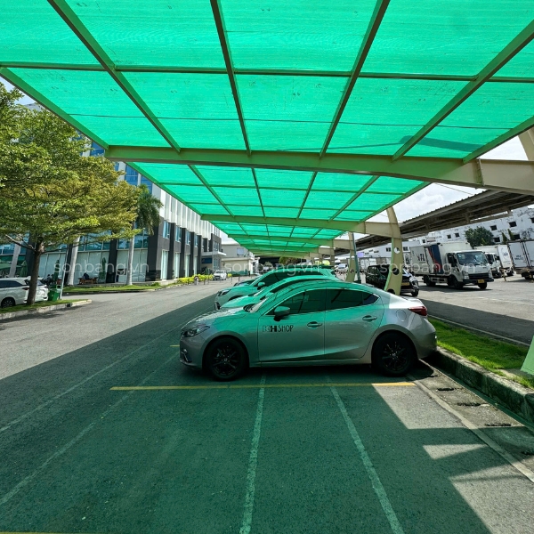 Mái che cho xe oto bằng Poly rỗng màu xanh ngọc 