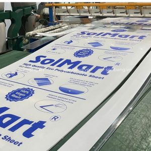 Tấm Polycarbonate đặc SolMart được sản xuất tại Sơn Băng