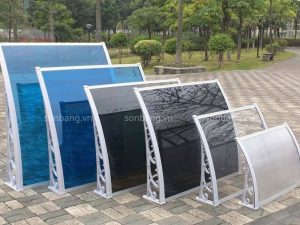 Tam Polycarbonate dac 31 Mẫu tấm Poly đặc trên thực tế