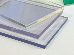 Tấm Polycarbonate đặc 10mm màu trong suốt 