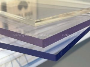 Tam Polycarbonate dac 38 Tấm Polycarbonate đặc 10mm SolMart
