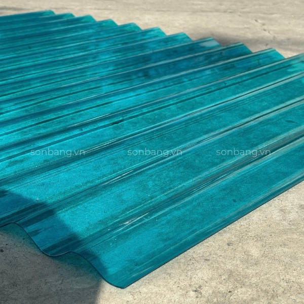 Tôn nhựa lấy sáng Poly màu xanh biển 