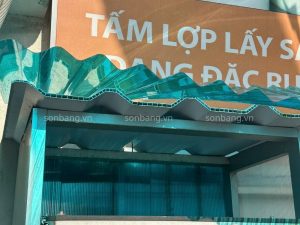 Giá tôn nhựa lấy sáng Poly màu xanh Tosca 
