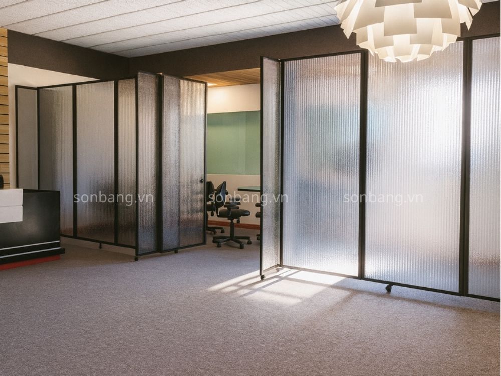 Ung dung cua polycarbonate rong 1 1 Ung dung cua polycarbonate rong 1 1