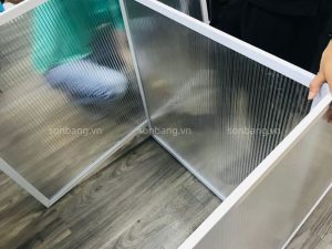 Vách ngăn 8mm cho vách ngăn bàn tại văn phòng 