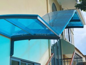 Mái che Poly 100% nhựa nguyên sinh sau 2 năm sử dụng