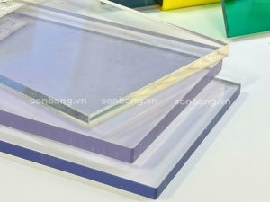 Tấm Polycarbonate đặc 10mm trong suốt 