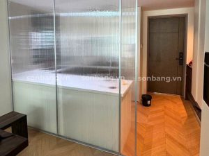 Vách ngăn Poly tại nhà ở 