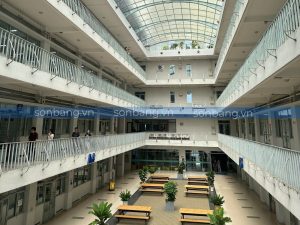  Mái che Poly trường Đại học Sư phạm kỹ thuật.