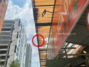 Tình trạng mái Poly giá rẻ, kém chất lượng sau một thời gian sử dụng