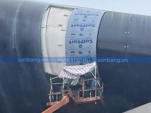 Cận cảnh tấm Poly Solmart thi công tại Cung cá heo Hạ Long 