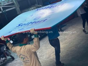 Trọng lượng nhẹ giúp vận chuyển tấm Poly rỗng dễ dàng hơn