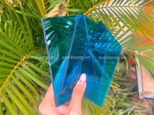 tấm nhựa lợp mái màu xanh