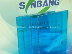 Tấm nhựa lợp mái màu xanh (tấm Poly màu xanh)