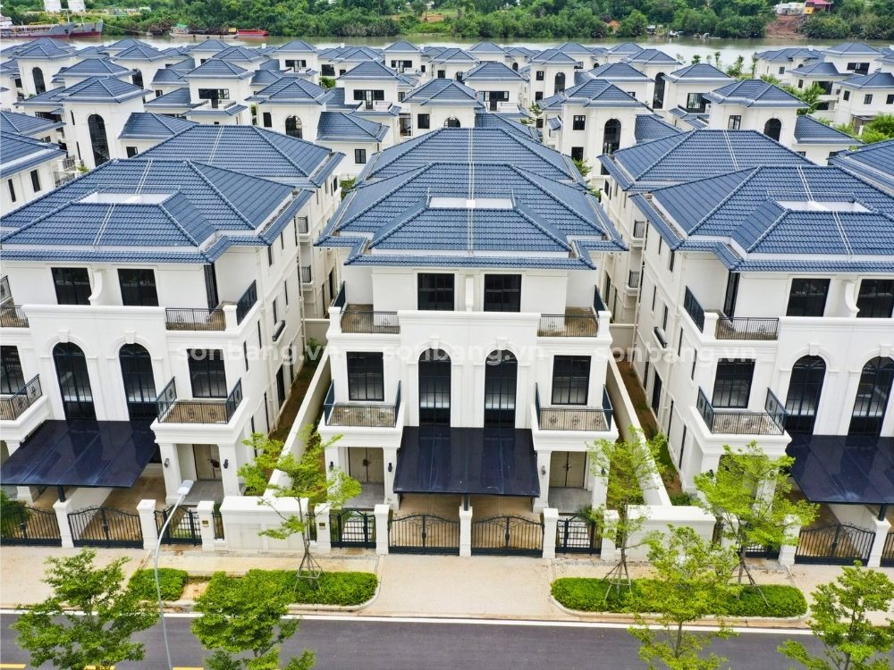 cung cấp tấm Poly đặc tại SWANBAY đồng nai