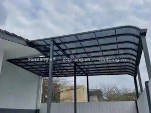 Mái che lối đi sử dụng Poly xám khói 